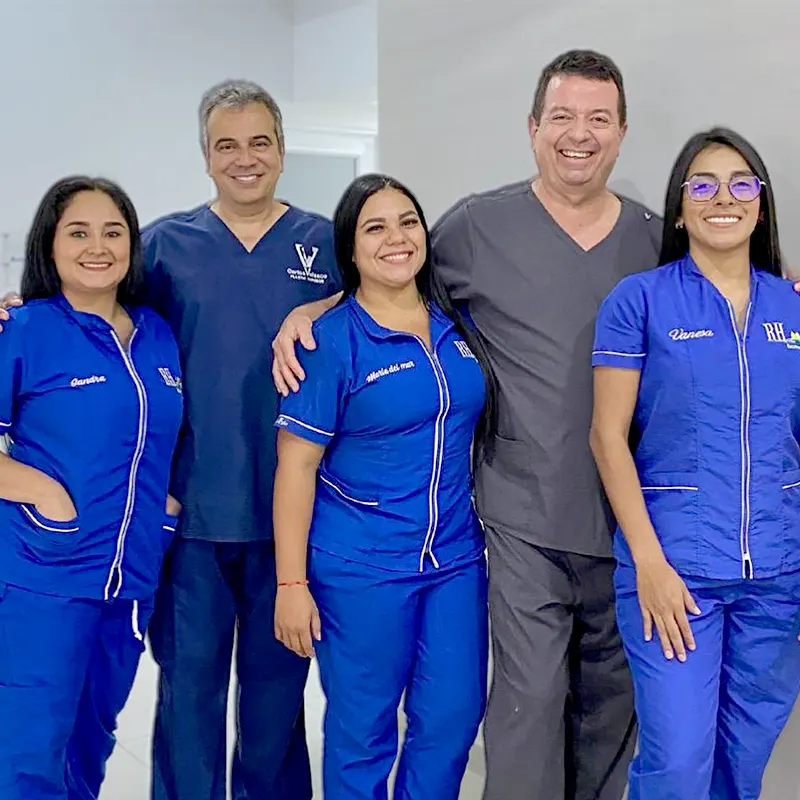 Img-cirujano-plastico-en-cali-Equipo