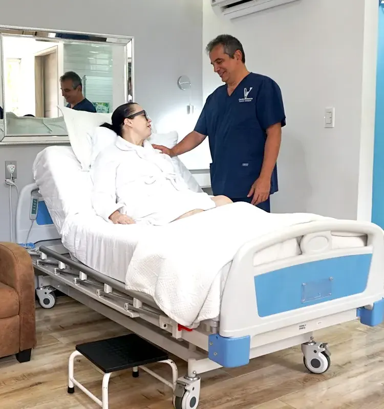 Img-cirujano-plastico-en-cali-BannerHome-Fondo-LCP